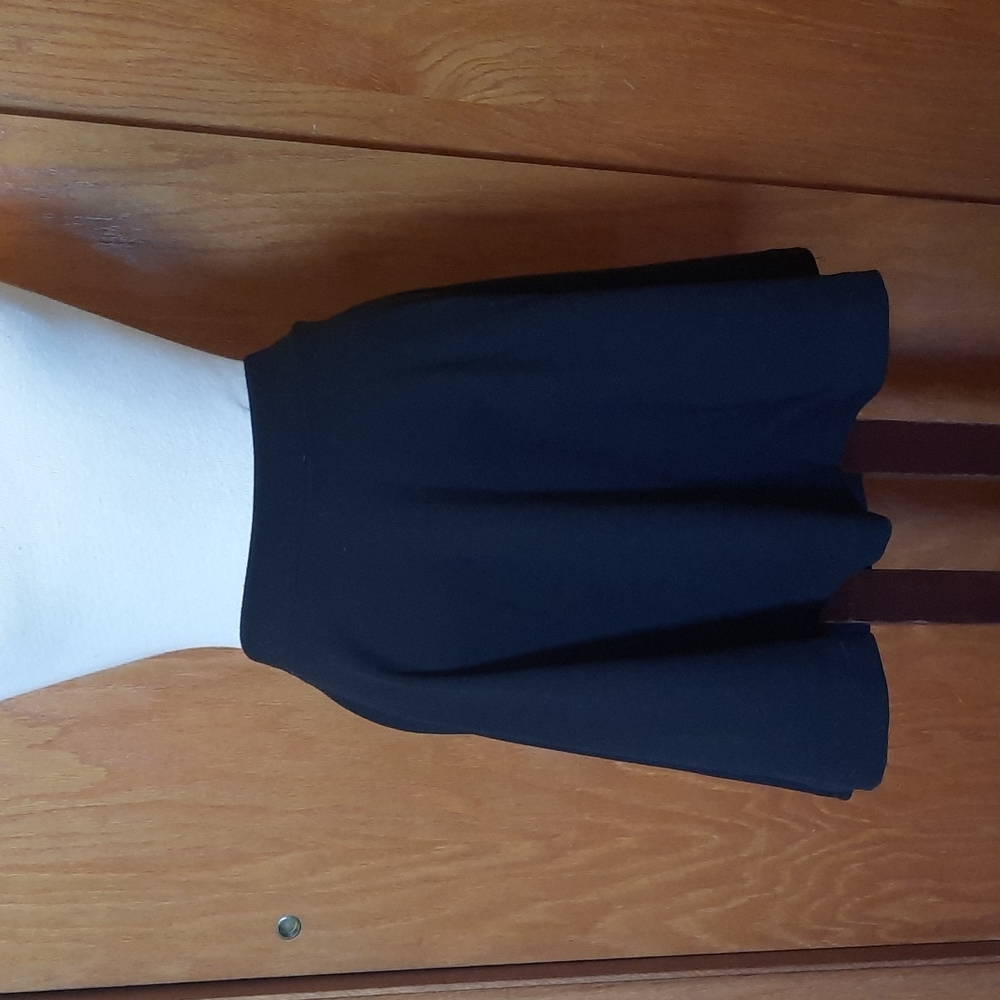 Old Navy Black Skirt